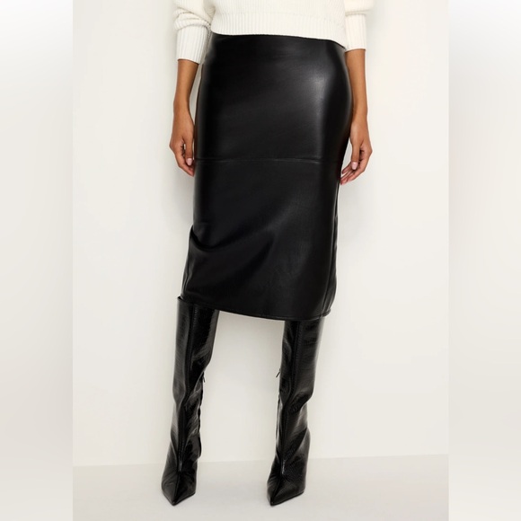 Good American Dresses & Skirts - Good American Black Pencil Skirt